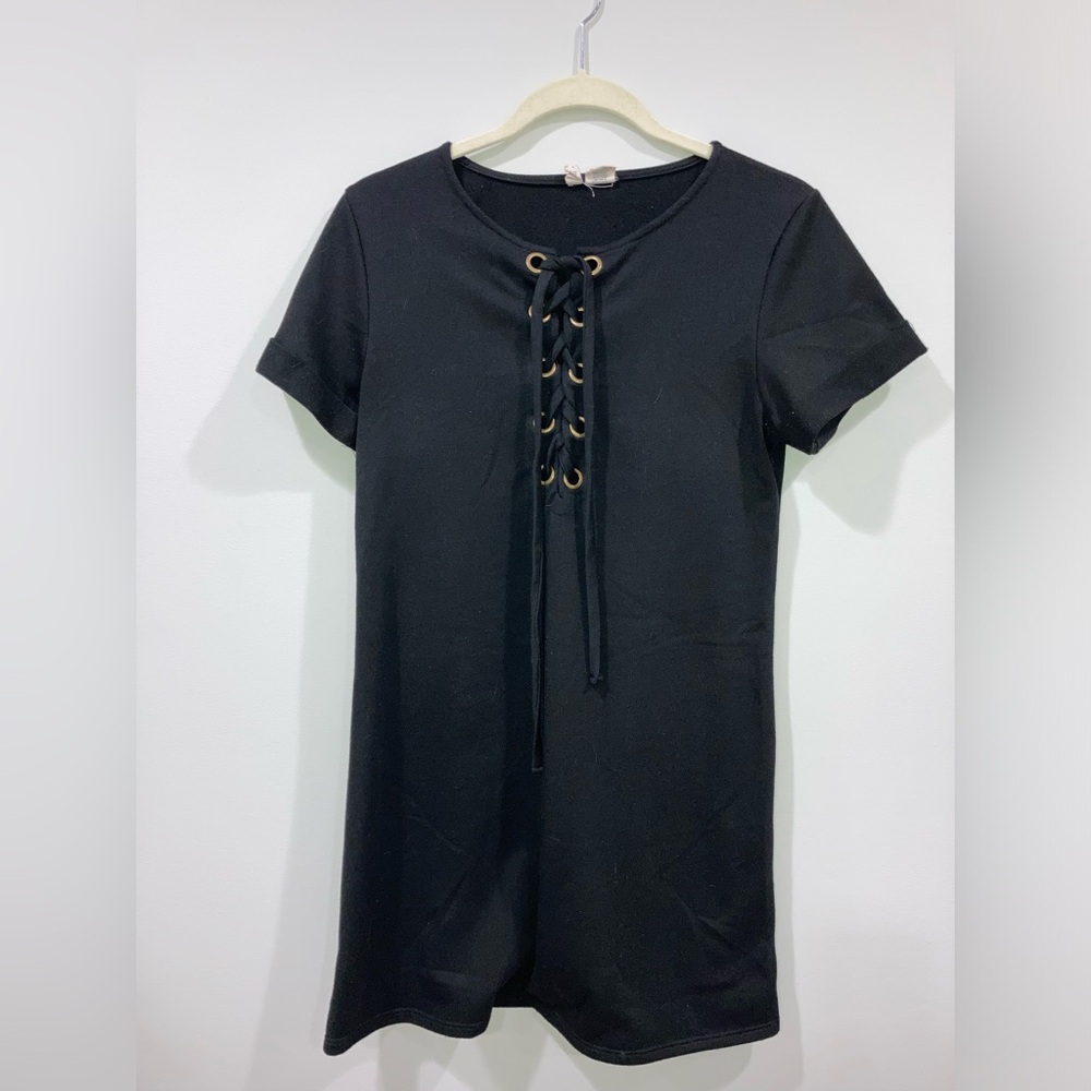 Sky and Sparrow Black Dress with Lace up Front Medium
